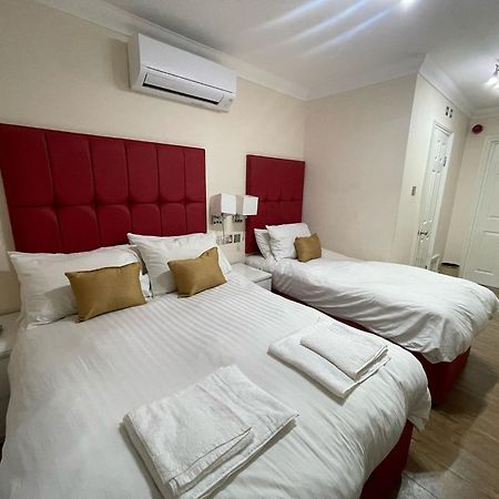 Crompton Guest House Hounslow Zewnętrze zdjęcie