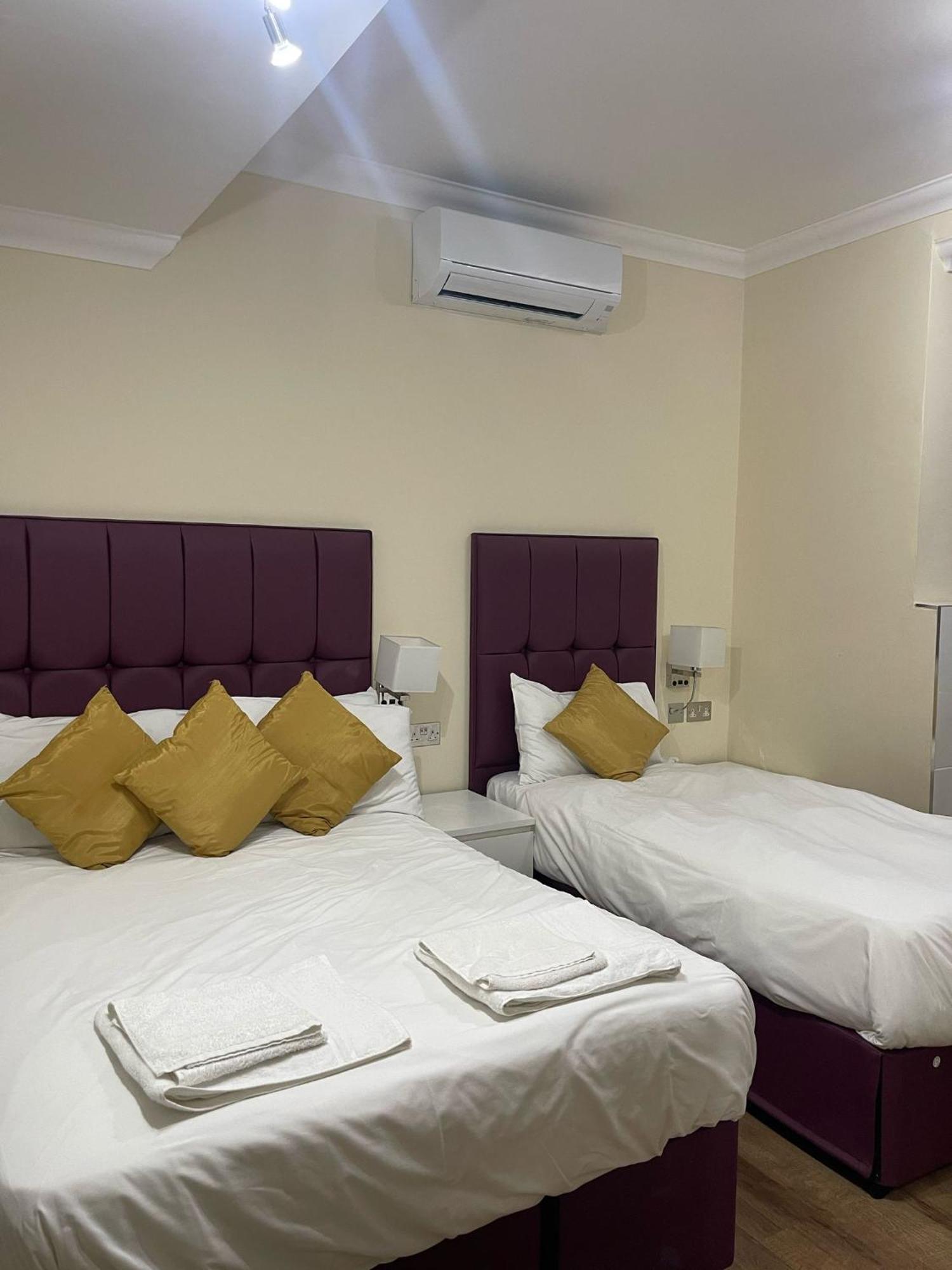 Crompton Guest House Hounslow Zewnętrze zdjęcie