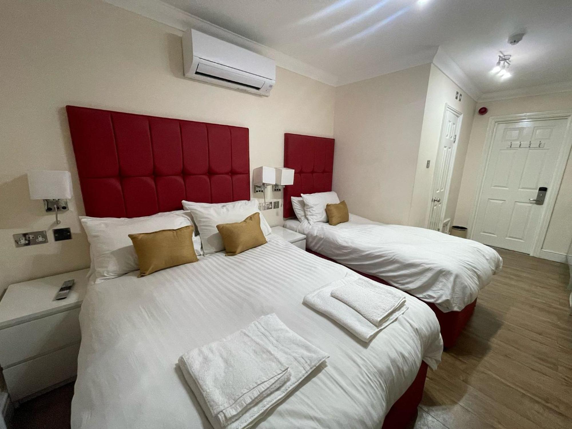 Crompton Guest House Hounslow Zewnętrze zdjęcie