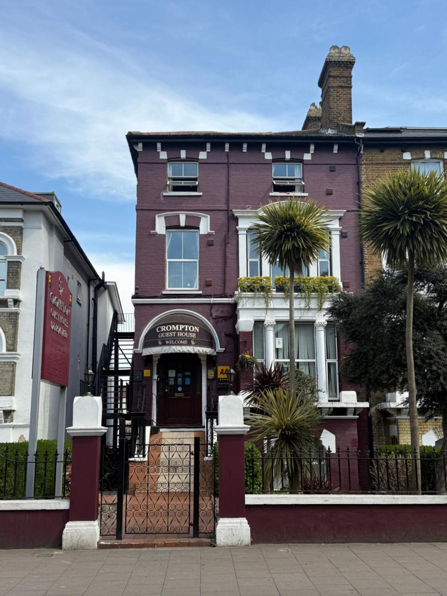 Crompton Guest House Hounslow Zewnętrze zdjęcie