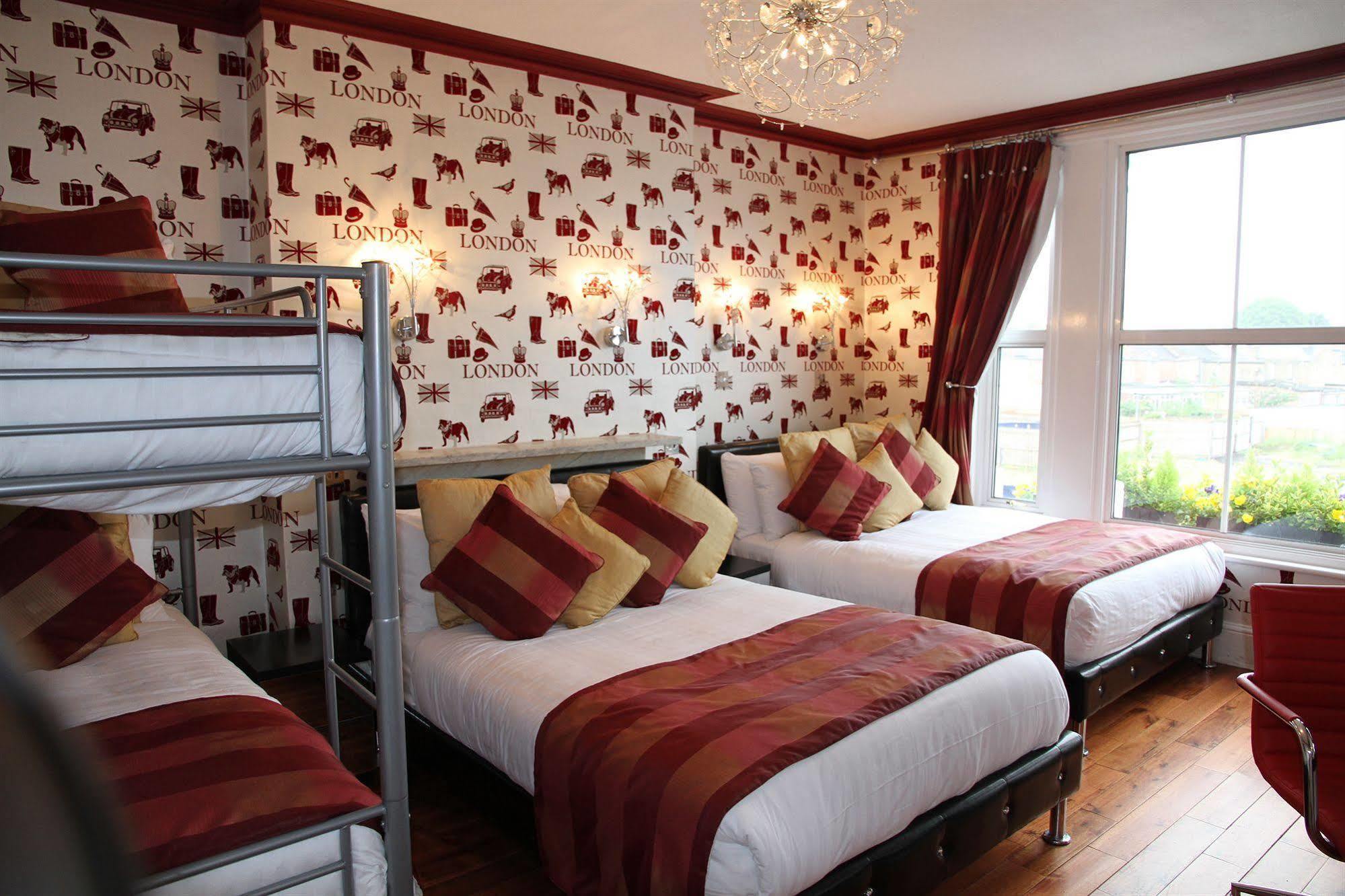 Crompton Guest House Hounslow Zewnętrze zdjęcie