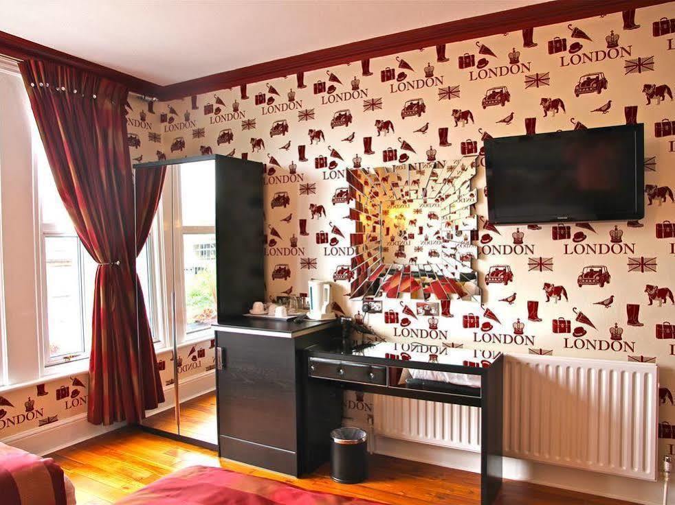 Crompton Guest House Hounslow Zewnętrze zdjęcie